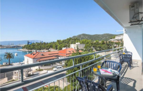 Two-Bedroom Apartment in Ploce